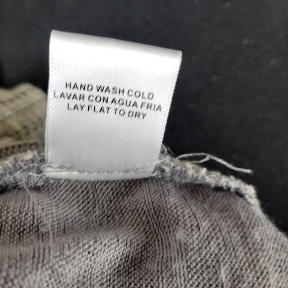 ANTHRO SKIES ARE BLUE Knit V Neck Half Sleeve Blouse - Picture 8 of 8